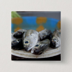 Frischer Fisch auf Fischmarkt Mercado de Peixe), Button