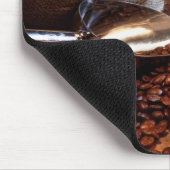 Frischer gemahlener Kaffee Mousepad (Ecke)