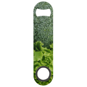 Frischer Salat und Brokkoli Speed Flaschenöffner