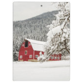 Frischer Schnee auf roter Scheune Klemmbrett (Rückseite)