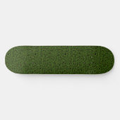 Frisches grünes Grasskateboard Skateboard (Horizontal)