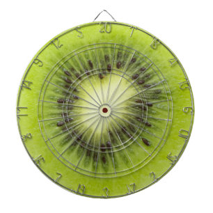 Frisches Kiwi. Runde Scheibe abgeschieden Dartscheibe