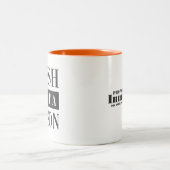 Frisches outta Gefängnis Zweifarbige Tasse (Mittel)