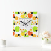 Frisches Sommerfrücht und exotische Plumeria-Blume Quadratische Wanduhr (Zuhause)