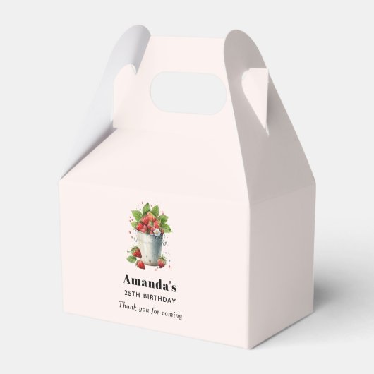 Frischgepflückte Erdbeeren in einem Eimer Geburtst Geschenkschachtel (Vorderseite)