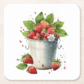 Frischgepflückte Erdbeeren in einem Eimer Rechteckiger Pappuntersetzer (Vorderseite)
