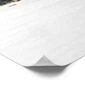 Frischschnee auf roter Scheune Poster (Ecke)