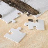 Frischschnee auf roter Scheune Puzzle (Seite)