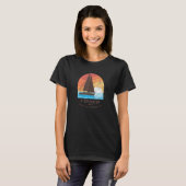 Frisco, NC Vacationing Sailboating Sunrise T-Shirt (Vorne ganz)