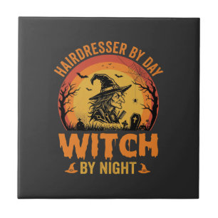 Friseur bei Tag, Hexe bei Nacht, Halloween-Design Fliese