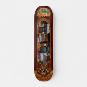 Friseur - Frenchtown, NJ - zwei alte Frisierstühl Skateboard