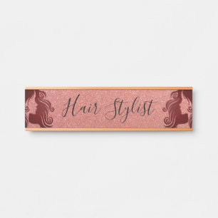 Friseur-Stylist auf Glitzer Türschild