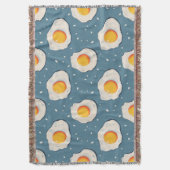 Frittiereier auf blauem Muster Decke (Vorderseite Vertikal)