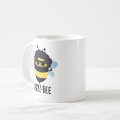 Frizz-Bee Funny Afro Bee Pun Kaffeetasse (Vorderseite Links)