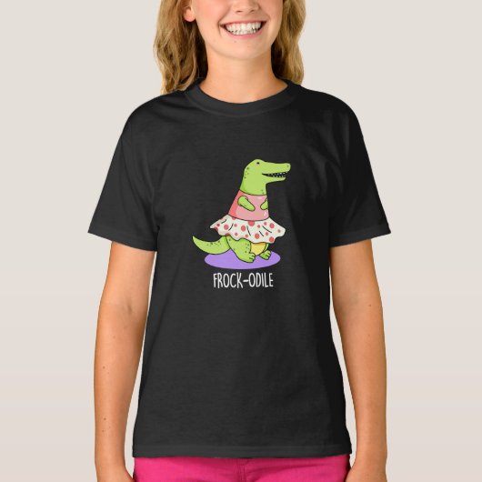 Frockodile Funny Crocodile Pun Dark BG T-Shirt (Vorderseite)