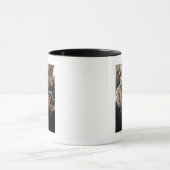 FRODO™ in Samwise-Armen Tasse (Zentrum)