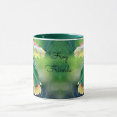 Frog Friends genießen den Regen unter einer Blume Tasse (Zentrum)