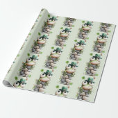Frog with Green Hat and Shamrock Cute Pattern Geschenkpapier (Ungerollt)