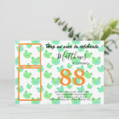 Froggy Birthday Party Drei benutzerdefinierte Foto Einladung (Stehend Vorderseite)