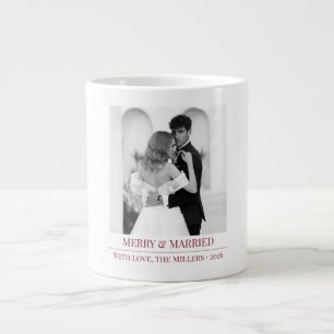 Froh & Verheiratet - Personalisierter Weihnachtsbe Jumbo-Tasse