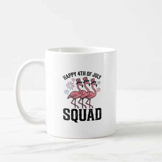 Frohe 4. Juli Flamingo Squad Vektordesign_1 Kaffeetasse (Links)
