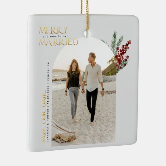 Frohe bald Verheiratet Weihnachten Save the Date Keramikornament (Rechts)