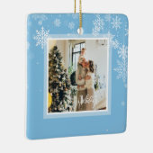 Frohe Feiertage Weihnachten, weiße Schneeflocken,  Keramikornament (Rechts)