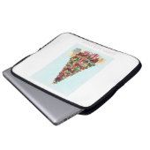 Frohe Feiertage. Weihnachtsbaum Laptopschutzhülle (Vorne Knopf)
