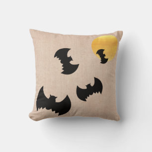Frohe Halloween Trick oder Treat Bats mit dem Mond Kissen