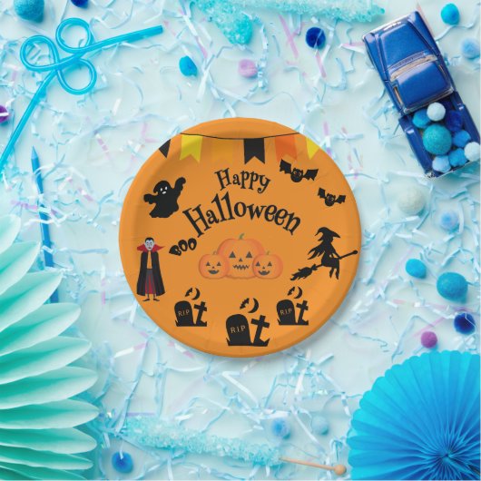 Frohe Halloween- und Halloween-Charaktere Pappteller (Party)