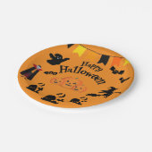 Frohe Halloween- und Halloween-Charaktere Pappteller (Schrägansicht)