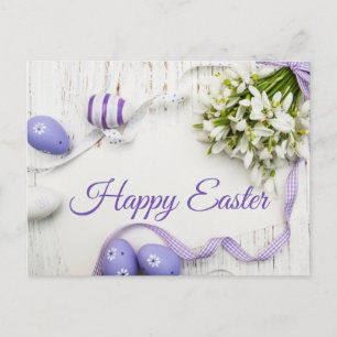 Frohe Ostern Frühlingsblumen, lila bemalte Eier  Postkarte