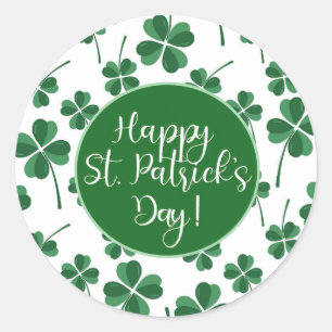 Frohe St. Patricks Day Text & Kleeblätter Runder Aufkleber