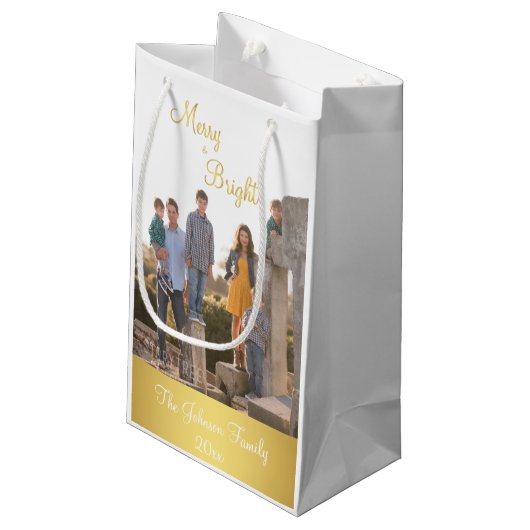 Frohe und helle Gold Weihnachts-Foto Geschenktasch Kleine Geschenktüte (Rückseite Schrägansicht)