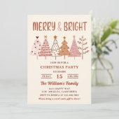 Frohe und helle Weihnachtsbaumen Weihnachts-Party Einladung (Stehend Vorderseite)