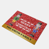 Frohe Weihnacht-Nussknacker-rotes Goldwillkommen Fußmatte (Schrägansicht)