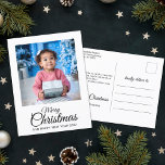 Frohe Weihnachten 1 Foto elegantes Drehbuch<br><div class="desc">Diese elegante Weihnachtspostkarte eignet sich hervorragend, um Familienfeiern und Freunden zu schenken. Die Vorderseite der Karte ist mit einem Ihrer Lieblingssportraits der Familie anpassbar und verfügt über eine moderne skurrile handgeschriebene Frohe Weihnachtstypografie. Die Kartenrückseite ist personalisierbar mit Ihrer Rücksendeadresse, Ihrer persönlichen Grußbotschaft und Ihren Namen (löschen Sie einfach den Vorlagentext,...</div>