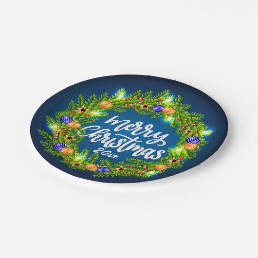 Frohe Weihnachten 20XX Grüner Kranz auf Blue 7" Pappteller (Schrägansicht)