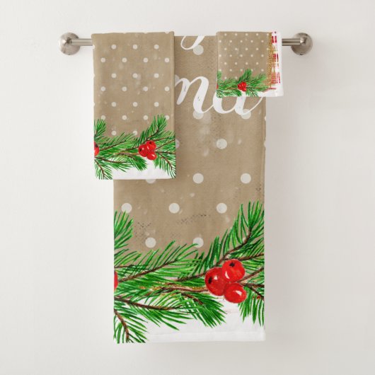 Frohe Weihnachten als Polka Dots und Holly Shower  Badhandtuch Set (Insitu)