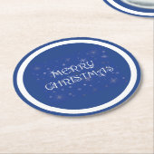 Frohe Weihnachten auf Blau mit Schneeflocken Runder Pappuntersetzer (Angewinkelt)