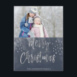 Frohe Weihnachten Blau und Silver Watercolor Foto<br><div class="desc">Frohe Weihnachts Blue und Silver Watercolor Weihnachtsfotokarte. Das Bild und Familienname kann auf der indigo und silber Merry Christmas Watercolor Weihnachtskarte ersetzt werden.</div>
