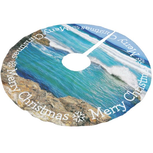 Frohe Weihnachten, blaue Cornisch-Wellen Polyester Weihnachtsbaumdecke (Schrägansicht)