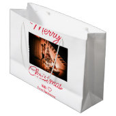 Frohe Weihnachten fügen Familienname Foto rot einf Große Geschenktüte (Vorderseite Schrägansicht)