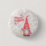 Frohe Weihnachten, Glitzer Bokeh, Niedlicher Gnome Button<br><div class="desc">Adorable niedliche Gnome auf glitzernem Buh Hintergrund.</div>