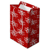 Frohe Weihnachten glücklich Neues Jahr und Schneef Mittlere Geschenktüte (Rückseite Schrägansicht)