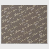 Frohe Weihnachten Golden Script Name Brown Ivory Geschenkpapier (Flach)