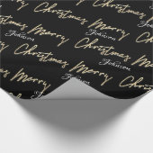 Frohe Weihnachten Golden Script Name Custom Black Geschenkpapier (Ecke)