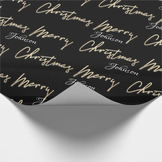 Frohe Weihnachten Golden Script Name Custom Black Geschenkpapier (Ecke)