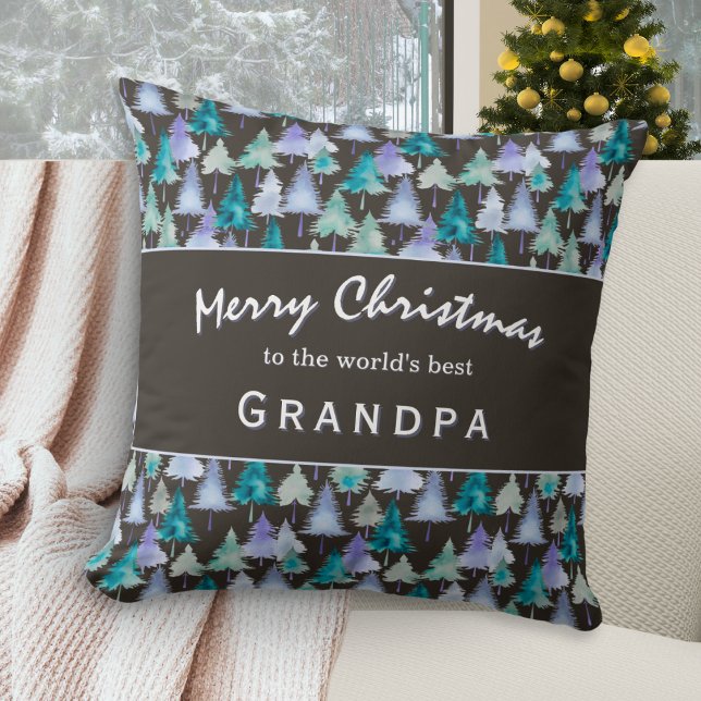 Frohe Weihnachten Großvater Wasserfarbenwald Bäume Kissen (A pillow for the 'world's best Grandpa', with rustic pine trees design and 'Merry Christmas' wishes)