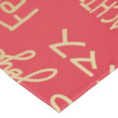 Frohe Weihnachten in verschiedenen Sprachen Tischdecke (Schrägansicht)